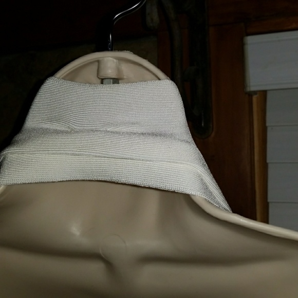 💃Hp💃BCBG Maxazria Runway peplum dress - Picture 5 of 8